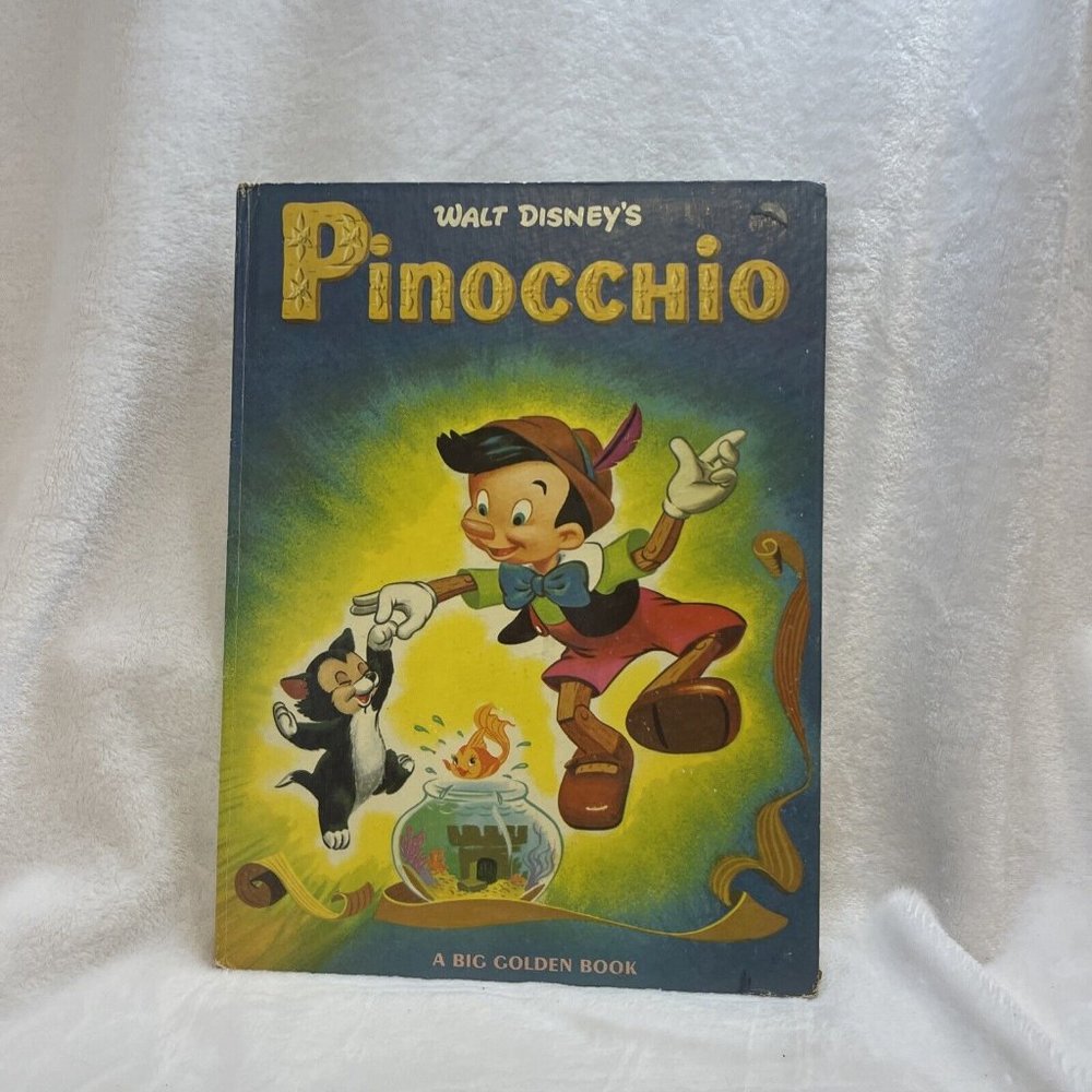 Walt Disney's Pinocchio circa 1974. Big Deluxe Golden Book. Vintage children's